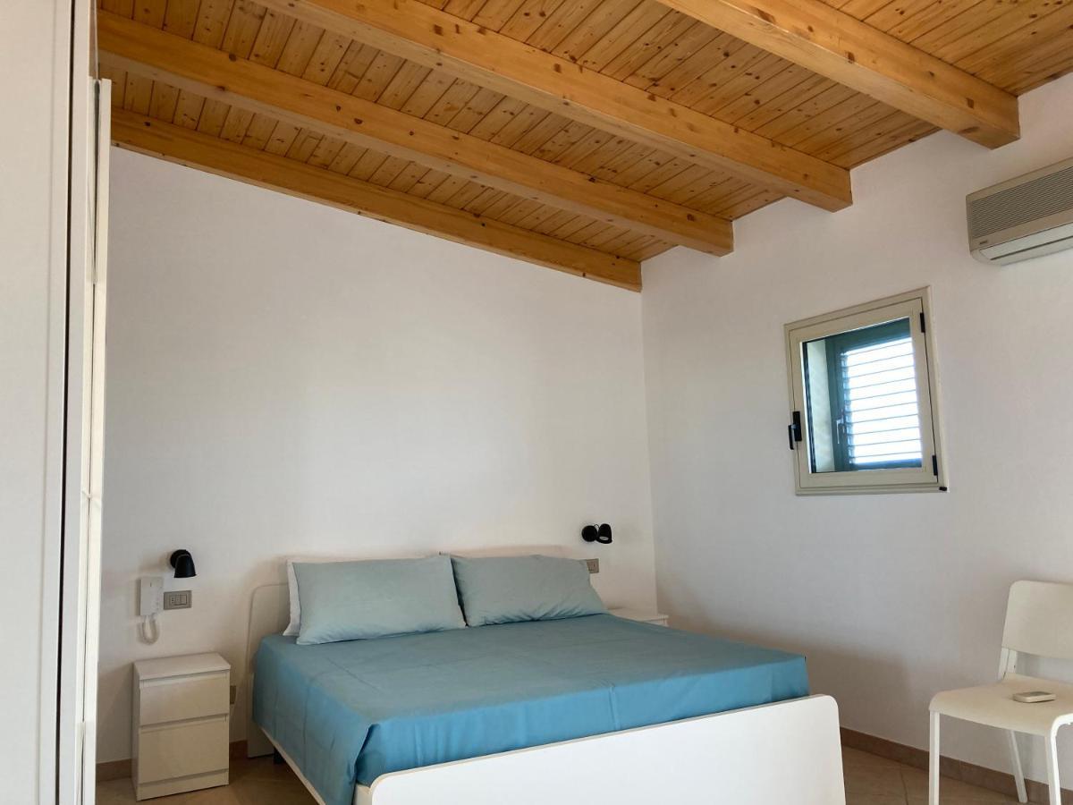 Delposto Marina Di Ragusa Exterior foto