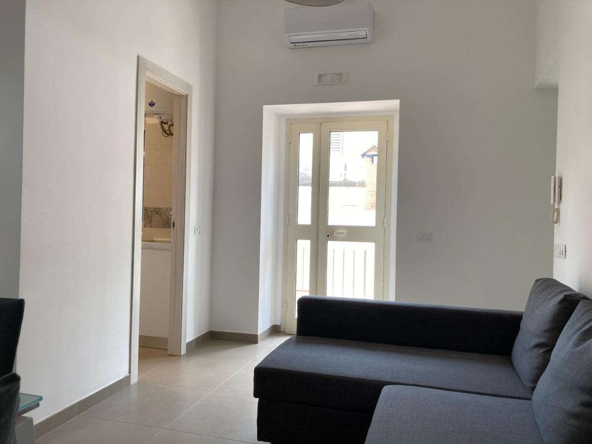 Delposto Marina Di Ragusa Exterior foto