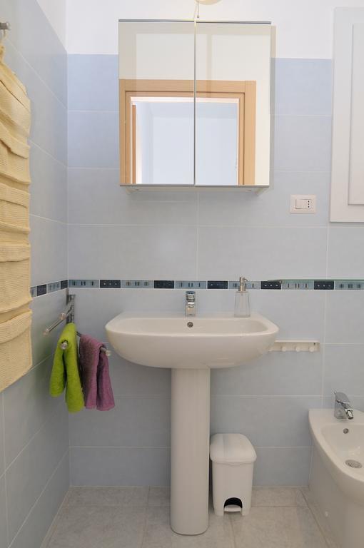 Delposto Marina Di Ragusa Habitación foto